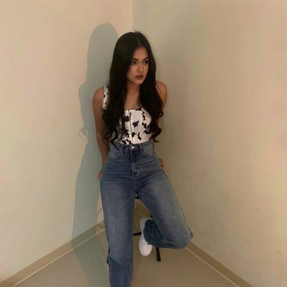 Meet your Posher, Kathya michaella - Picture 1 of 1